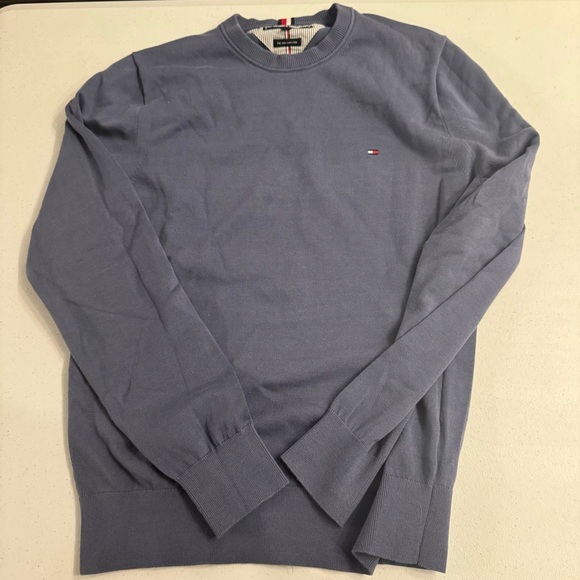 Tommy Hilfiger sweatshirt - Picture 2 of 4